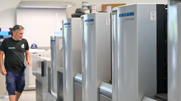 HighEnd Offset-Druckmaschine in Betrieb